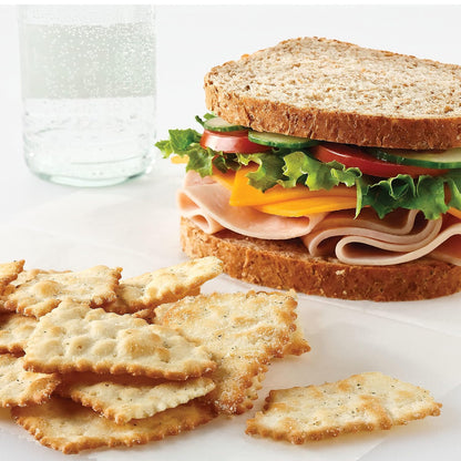 Nabisco_Cracker_Variety_Pack,_RITZ_Toasted_Chips,_Wheat_Thins_Snacks_Whole_Grain_Wheat_Crackers_and_Triscuit_Minis_Whole_Grain_Wheat_Vegan_Crackers,_40_Snack_Packs