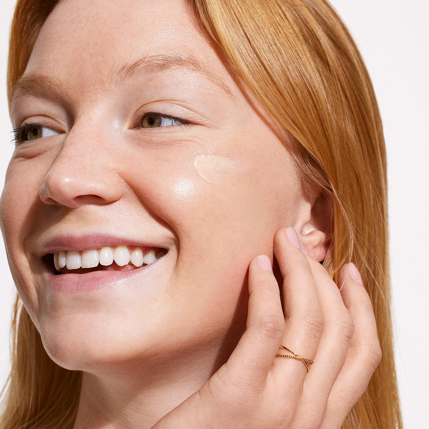 Neutrogena_Purescreen+_Mineral_UV_Tint_Face_Liquid_Tinted_Sunscreen_-_with_100%_Mineral_Actives_&_Vitamin_E,_Enhances_Natural_Tone,_Water_Resistant,_Broad_Spectrum_SPF_30,_1.1_fl_oz