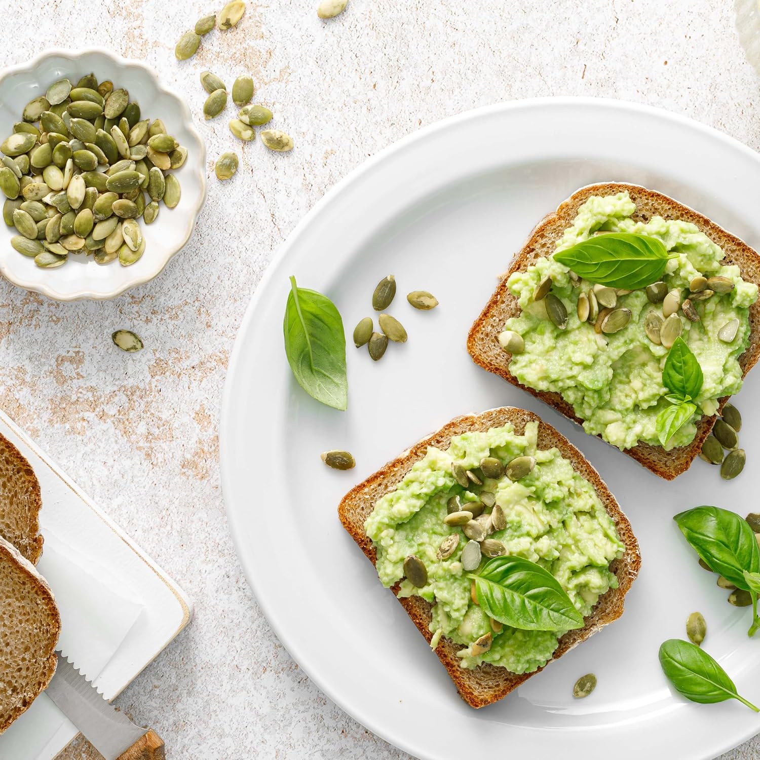 Yupik_Raw_Pumpkin_Seeds,_No_Shell,_1_lb_(16_oz),_GMO-Free,_Gluten-Free,_Kosher,_Shelled_Pepitas,_Salt-Free,_Oil-Free,_Plant-Based_Protein,_Source_of_Fiber,_Healthy_Snacks,_Ideal_for_Baking_&_Topping