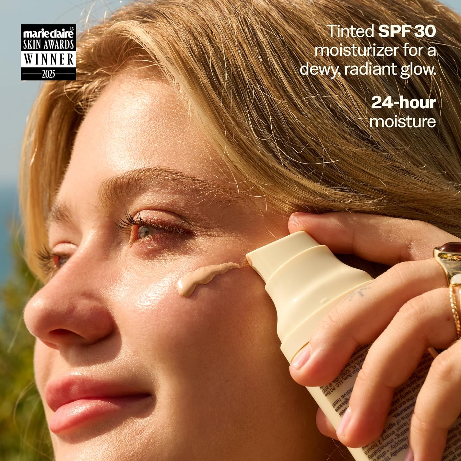 Sun_Bum_Daily_SPF_30_Glow_Sunscreen_Face_Lotion_-_Moisturizing_Facial_Sunscreen_-_Tinted_-_Dewy_Finish_-_Hawaii_104_Act_Compliant_(Made_without_Octinoxate_&_Oxybenzone)_-_Travel_Size_-_1.7_oz
