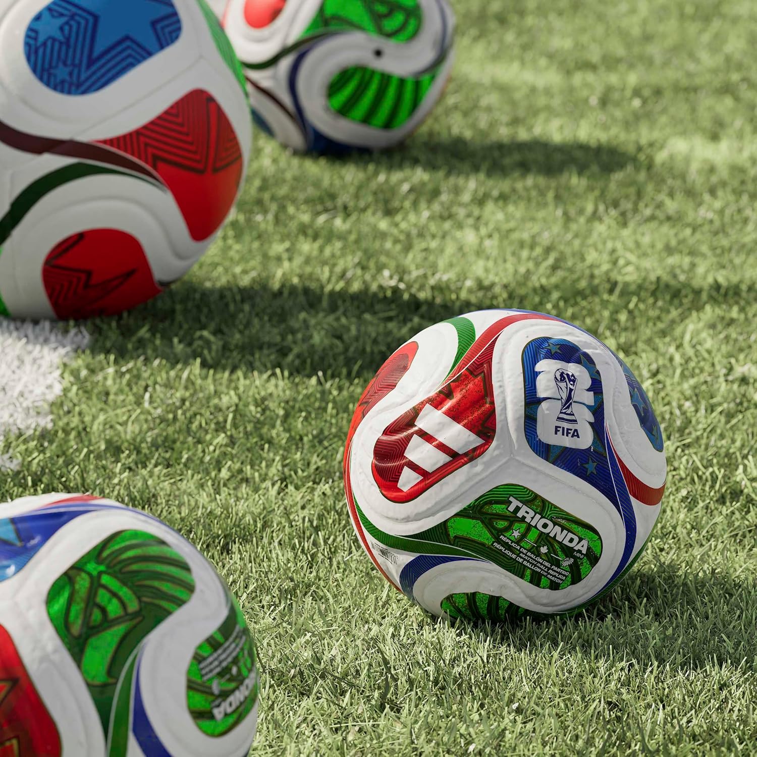 adidas_FIFA_World_Cup_26™_Trionda_Mini_Soccer_Ball