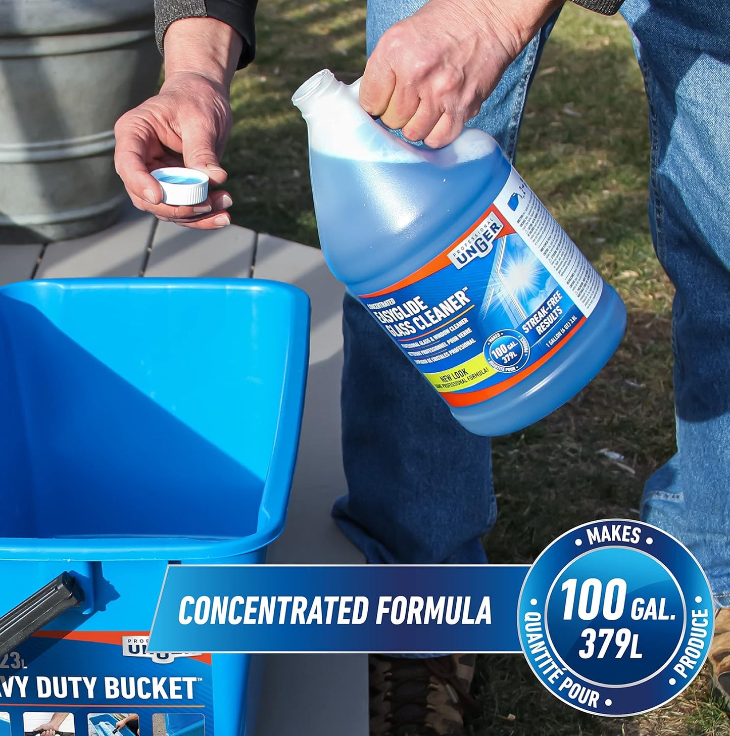 Unger_Professional_Streak-Free_EasyGlide_Glass_Cleaner_Concentrate,_1_Gallon,_Ammonia-Free,_Makes_100_Gallons_of_Solution,_Safe_for_Tinted_Windows,_LOW-E,_Windshields_and_Mirrors