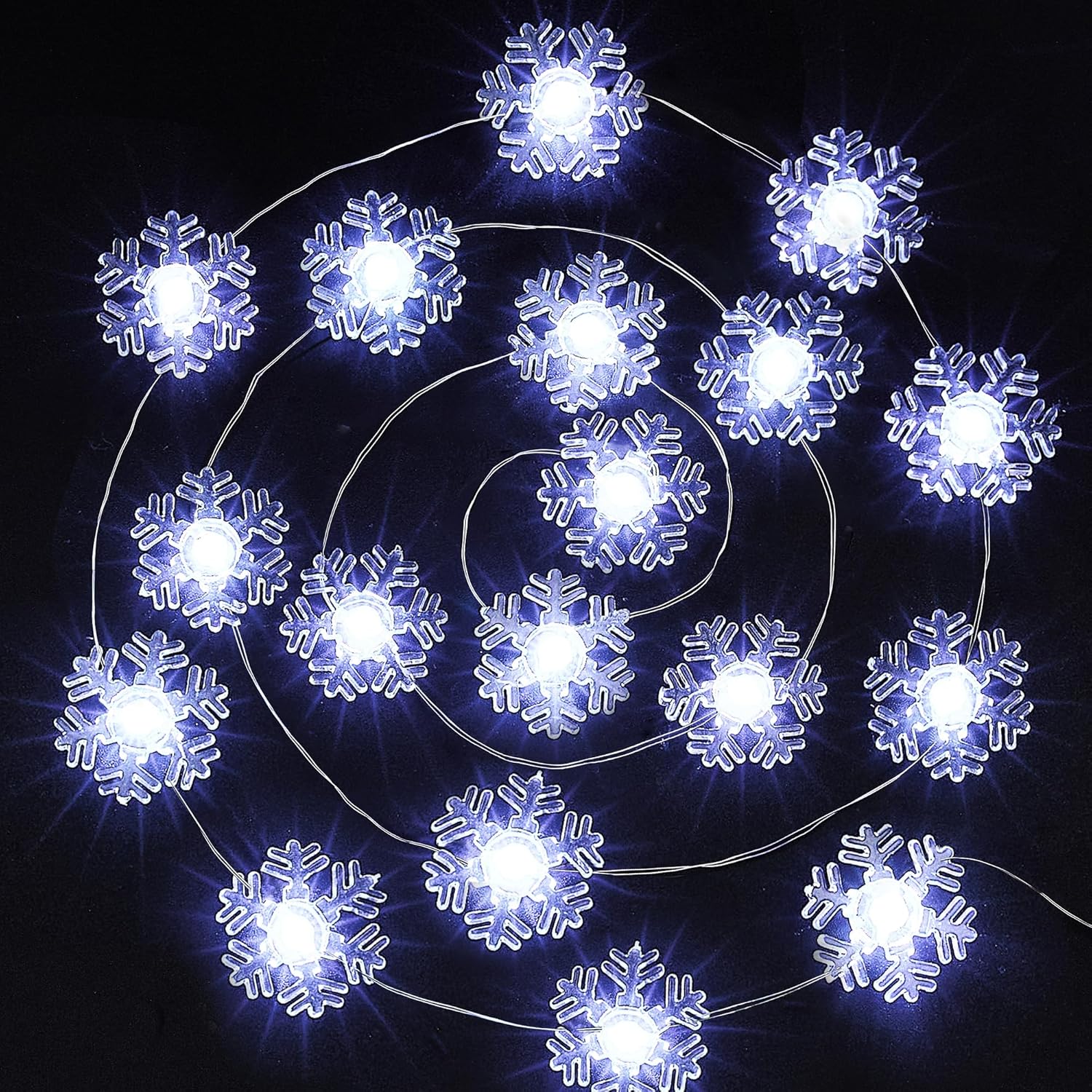 BlcTec_Christmas_Snowflake_String_Lights_40_LED_12.8FT_Battery_Operated_Snowflake_Fairy_Lights_with_Timer_for_Bedroom_Patio_Party_Wall_Indoor_Outdoor_Christmas_Decorations,_Cool_White