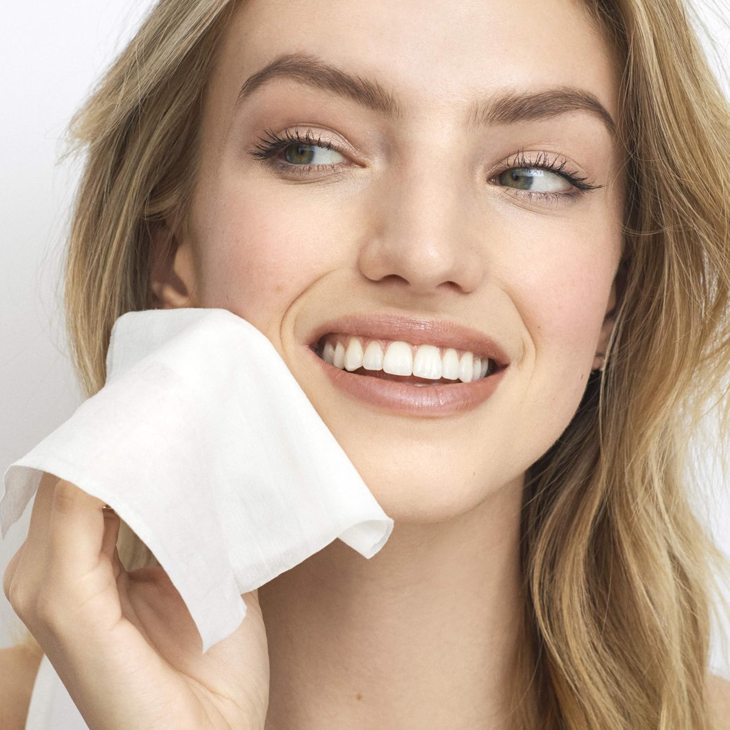 Olay_Cleanse_Makeup_Remover_Cleansing_Face_Wipes,_Daily_Facial_Towelettes,_Rose_Water,_25_Count,_3_Pack