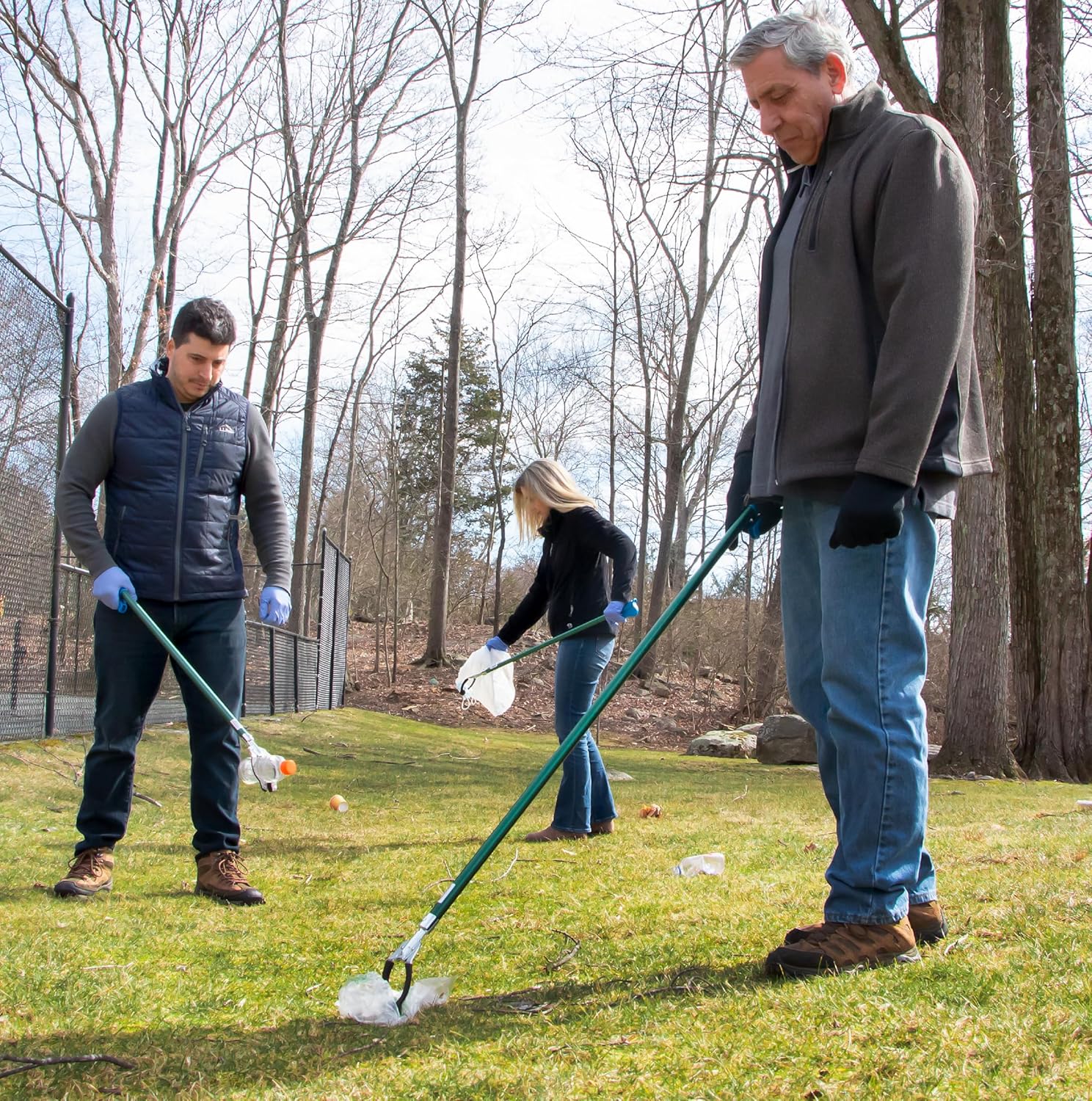 Unger_Professional_36”_Nifty_Nabber,_2_Count,_Reacher_Grabber_Tool,_Trash_Picker_Upper,_Built-in_Magnet_and_Ergonomic_Grip,_Outdoor_Claw_Pickup,_Reaching_Assist_for_Seniors,_Safely_Perform_Tasks