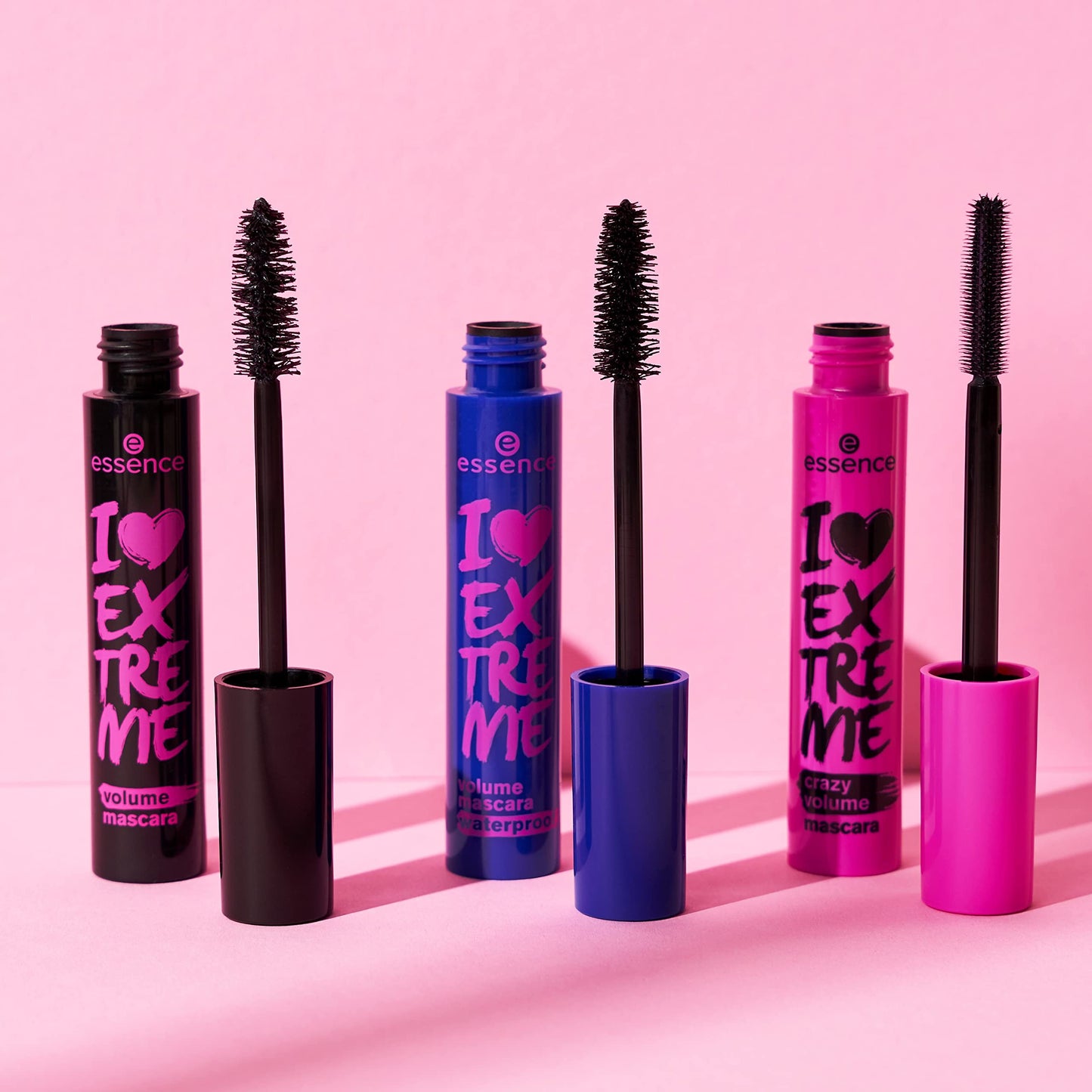 essence_|_I_Love_Extreme_Volume_Mascara_Waterproof_|_Paraben_Free_|_Cruelty_Free_|_Black_(Pack_of_1,_Waterproof)